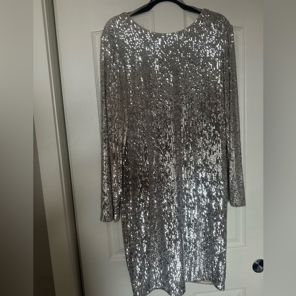 Le Chateau x Roxy Earle Sequin Dress - Picture 2 of 4